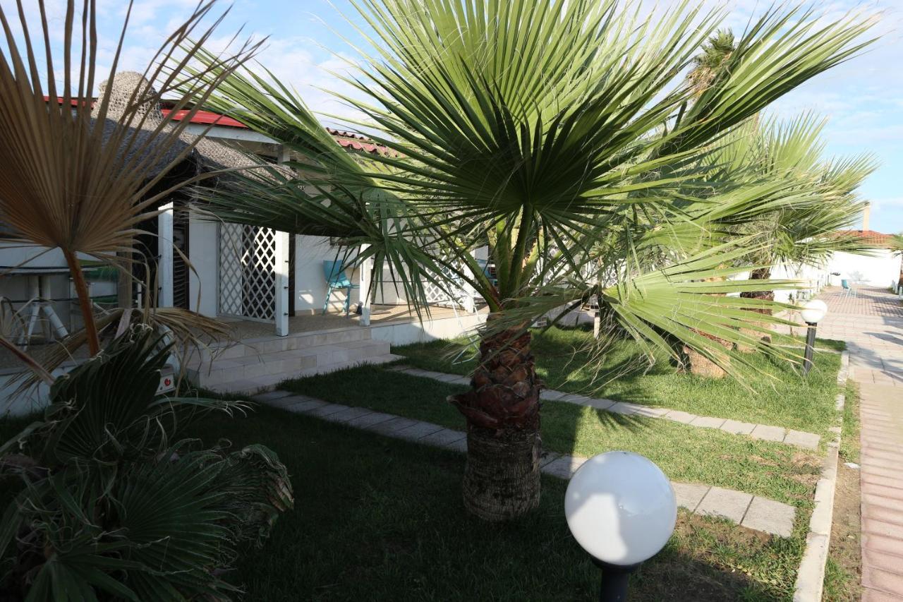 Torquemada Beach Club Маргерита-ди-Савойя Экстерьер фото